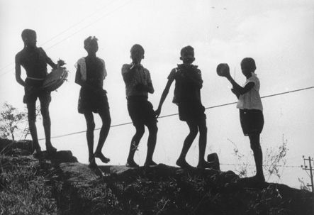 Filme: Cinco vezes favela